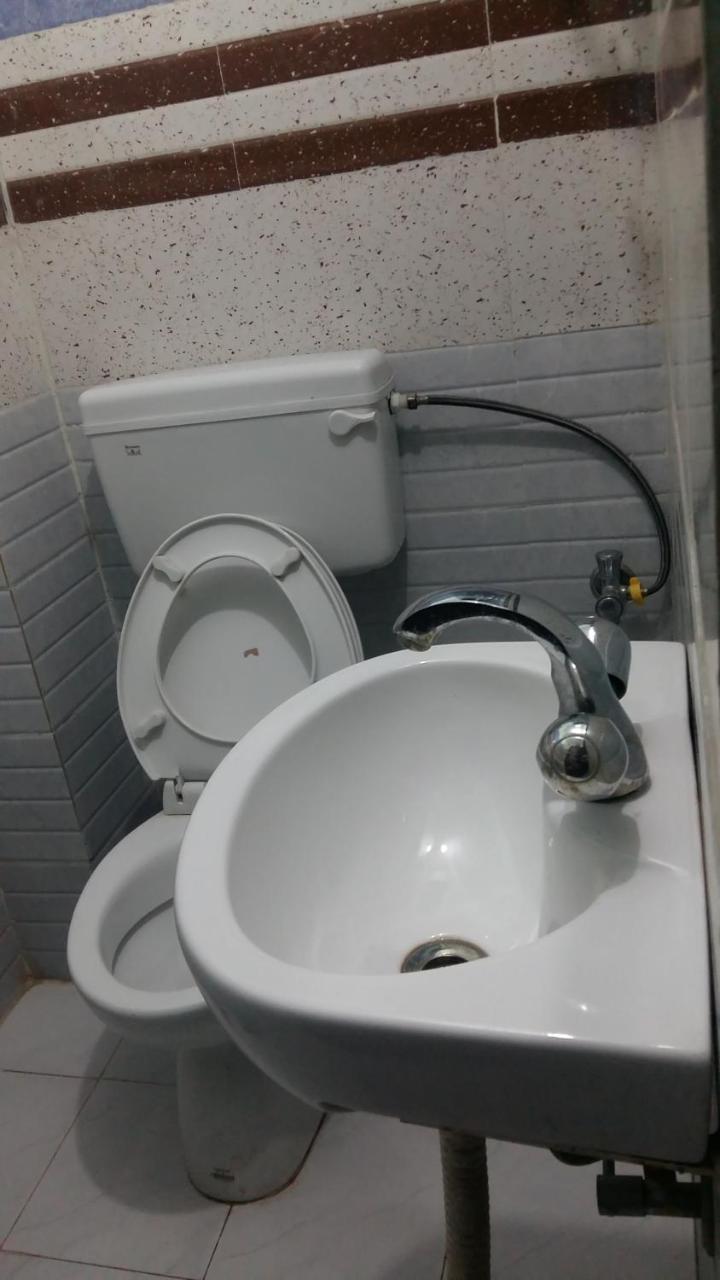 ורנאסי Hotel Giriraj Inn מראה חיצוני תמונה