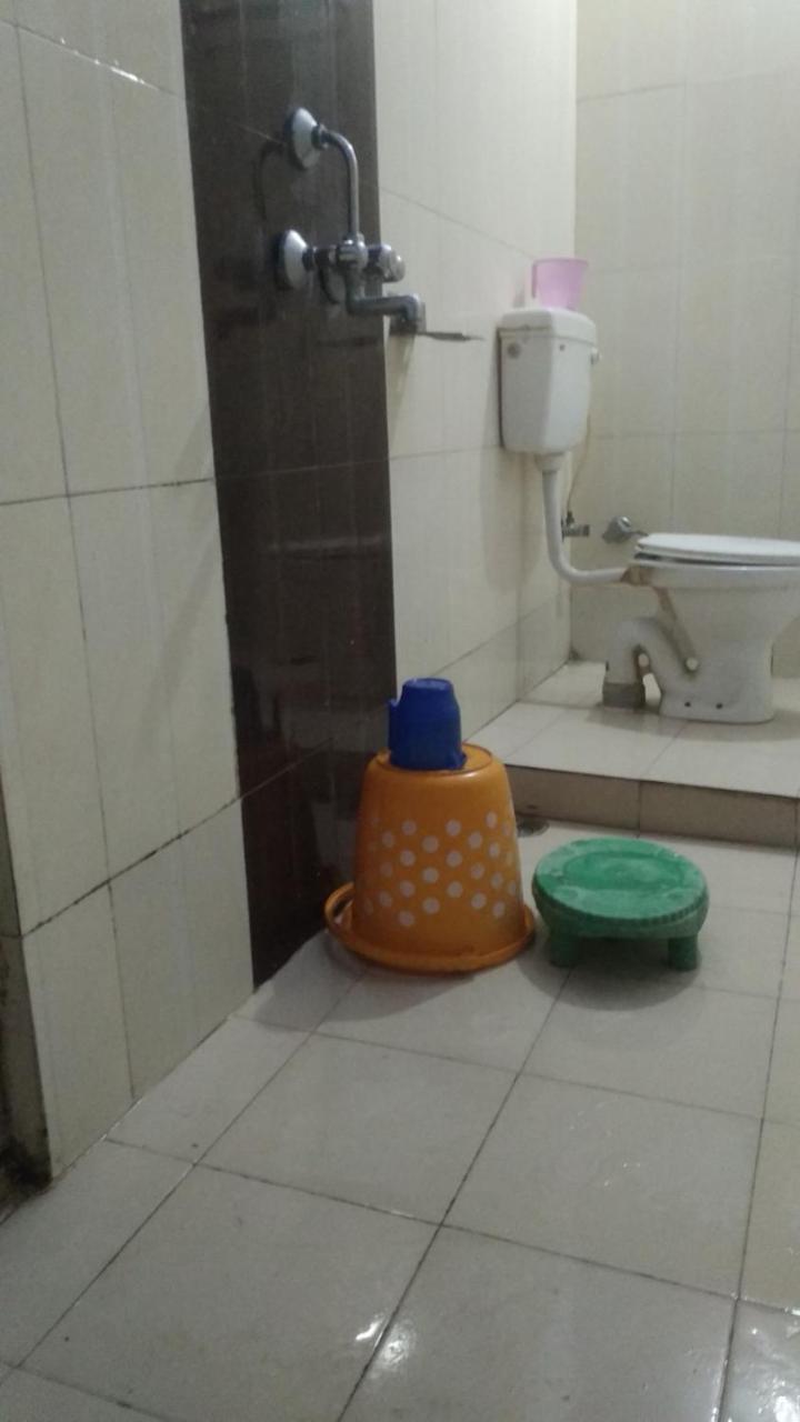 ורנאסי Hotel Giriraj Inn מראה חיצוני תמונה